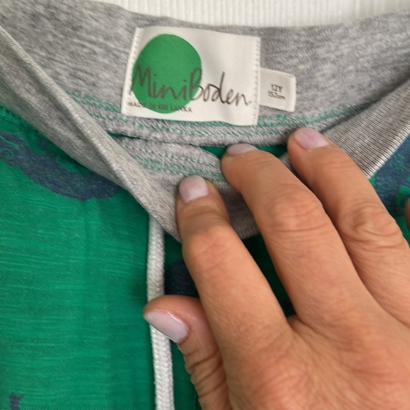 Mini Boden Chameleon Jersey shorts - Picture 2 of 5